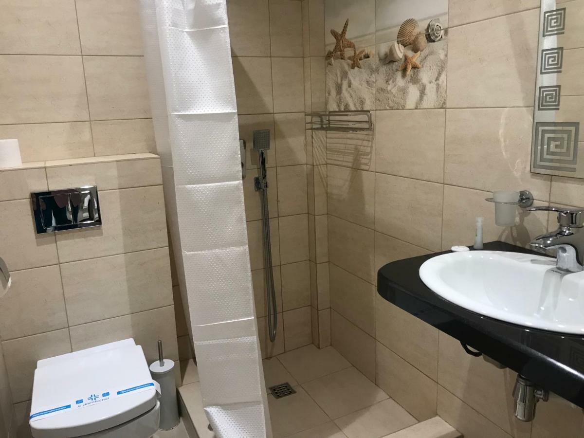 Золотий Лев Hotel Zatoka Exterior foto